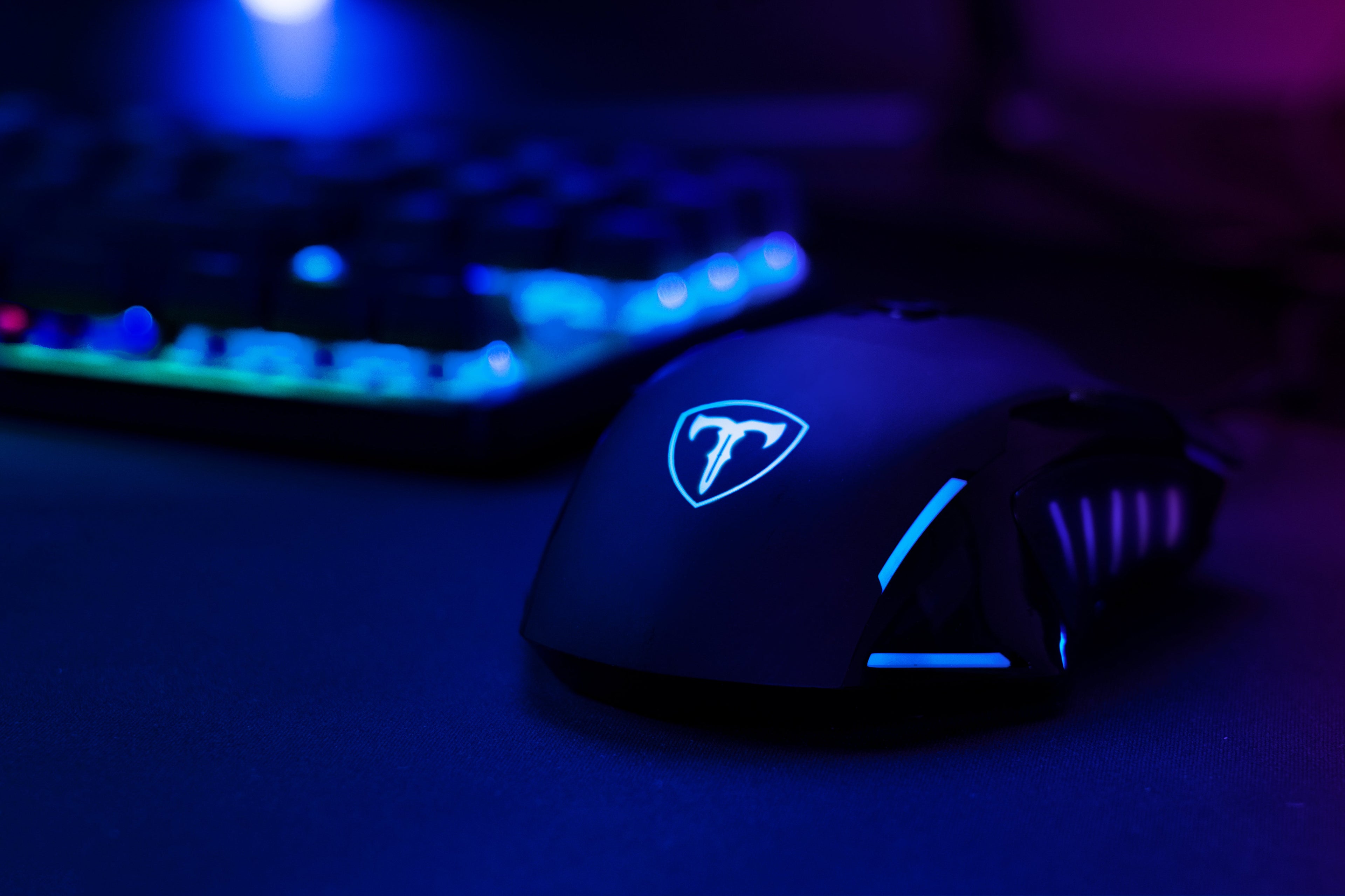 Ratón para juegos con cable T-Dagger |LIEUTENANT : Seguimiento óptico, diseño para diestros y 11 botones programables para jugadores de PC Gamer
Mouse Gamer| ESFLO